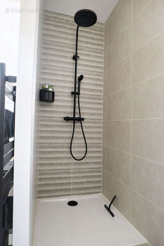 Maison à MORIERES-LES-AVIGNON