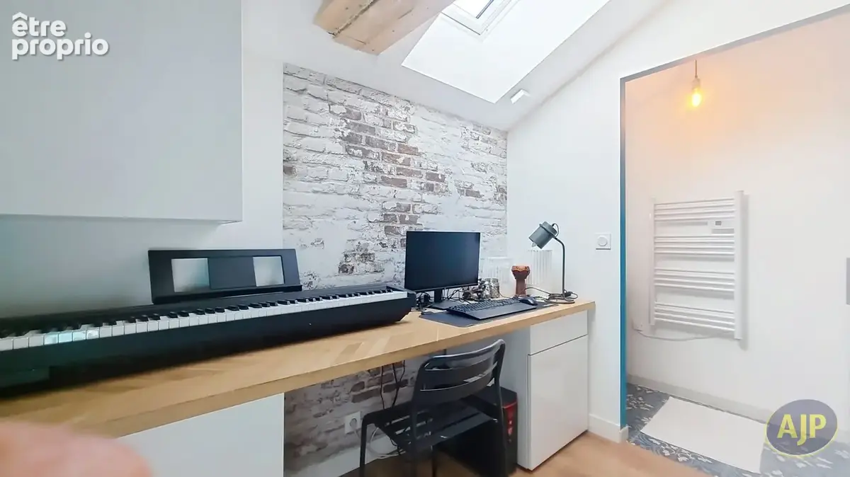 Loft d'Exception 5 CH avec piscine et Grand Garage au Coeur de la Ville - photo 14