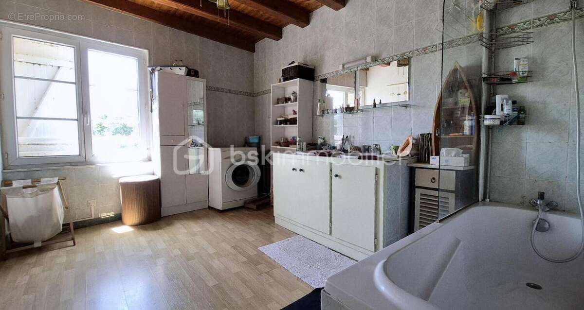 Coup de Cœur :  Maison de Charme XVIIIème  pieds dans l'Eau (DPE C),  5 pièces, 3 chambres au bord de la Boutonne - photo 5