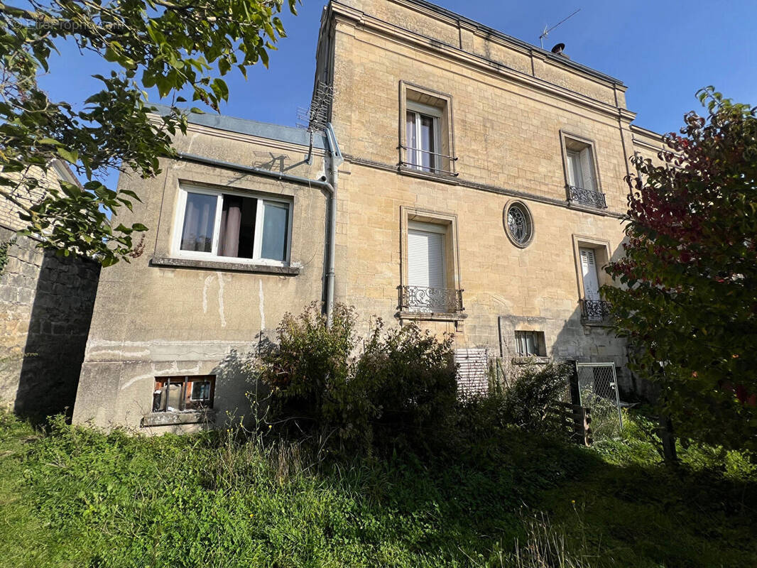 Appartement à AUVERS-SUR-OISE