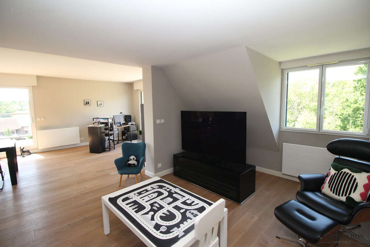 Appartement à MERIGNIES