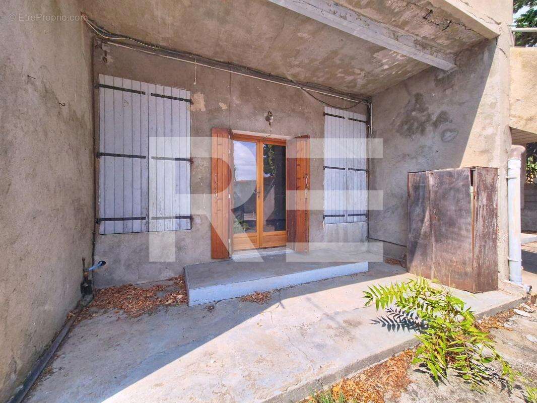 Appartement à MILHAUD