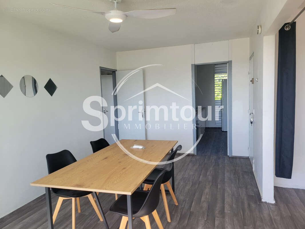 Appartement à CAPESTERRE-BELLE-EAU