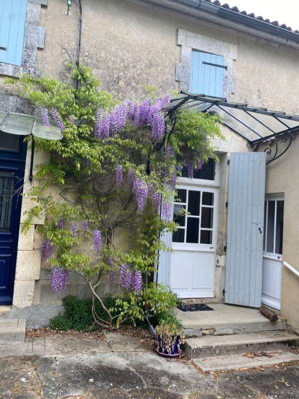 Maison à RUFFEC