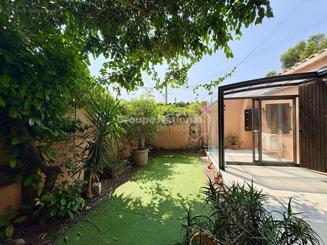 Maison à ENSUES-LA-REDONNE