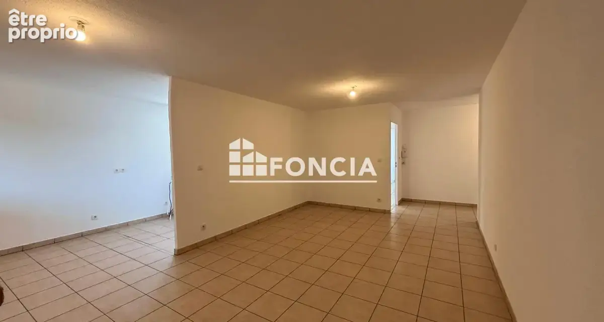 A vendre-CARPENTRAS Beau T4 avec terrasse et garage - photo 3