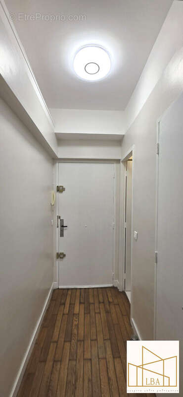 Appartement à MARSEILLE-1E