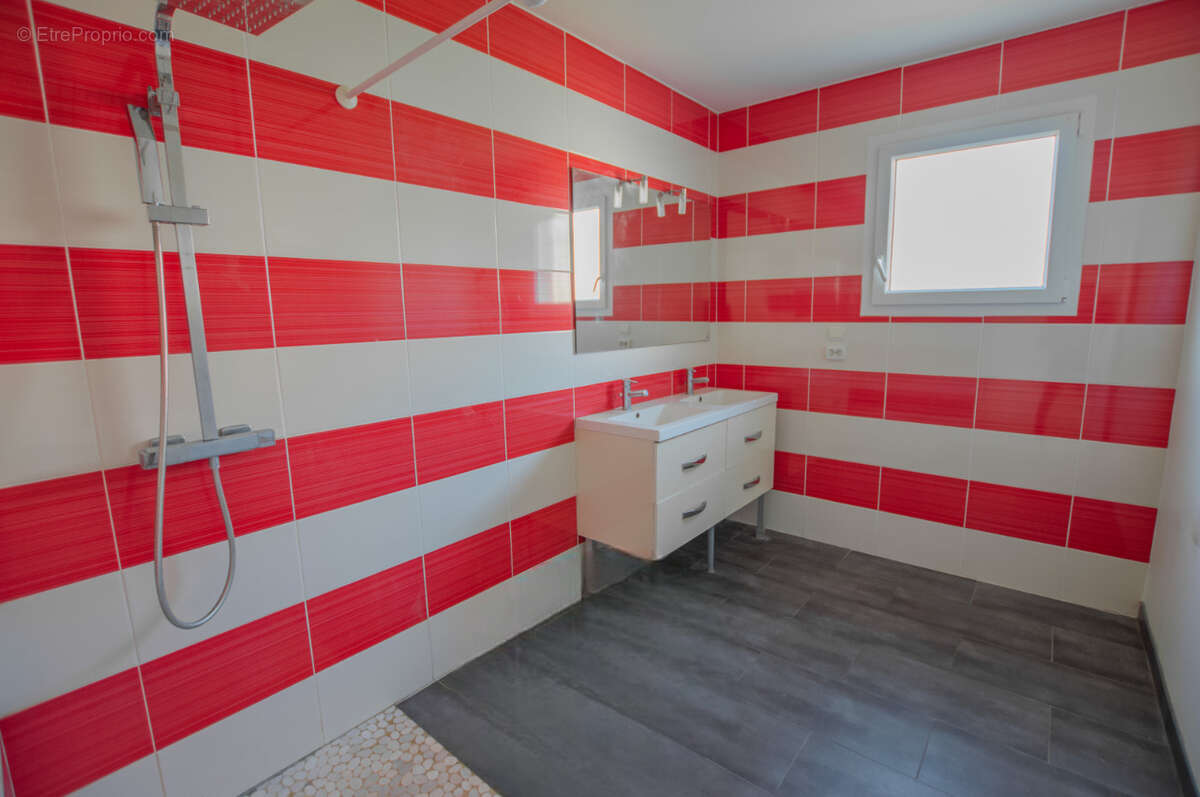 Maison à SAINT-PALAIS-SUR-MER