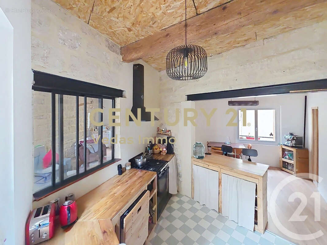 Maison 133 m² à Pignan  - photo 4