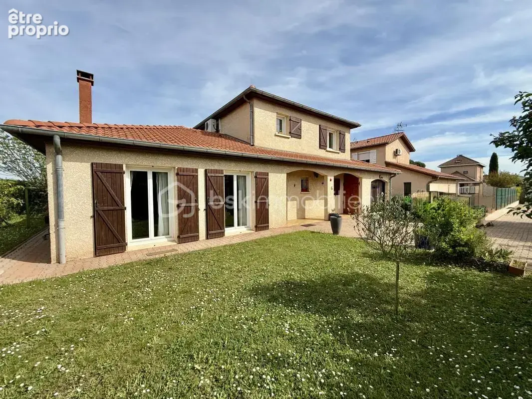 GENAS - Jolie maison au calme avec 4 chambres + studio - photo 9