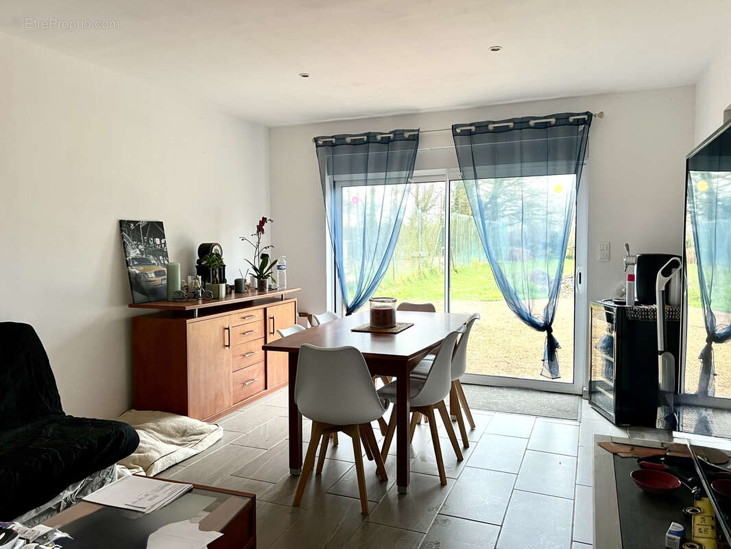 Maison à BAZOUGES-SUR-LE-LOIR