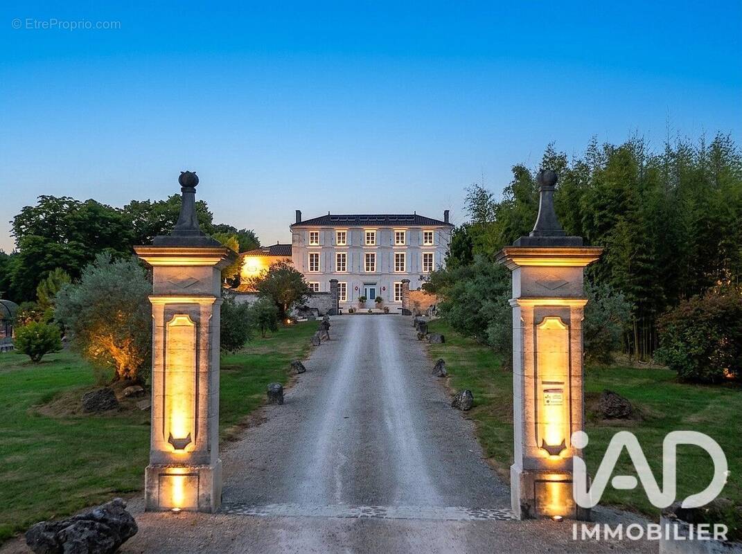 Photo 1 - Maison à JARNAC