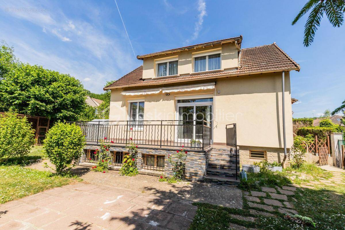 Maison à BOUTIGNY-SUR-ESSONNE