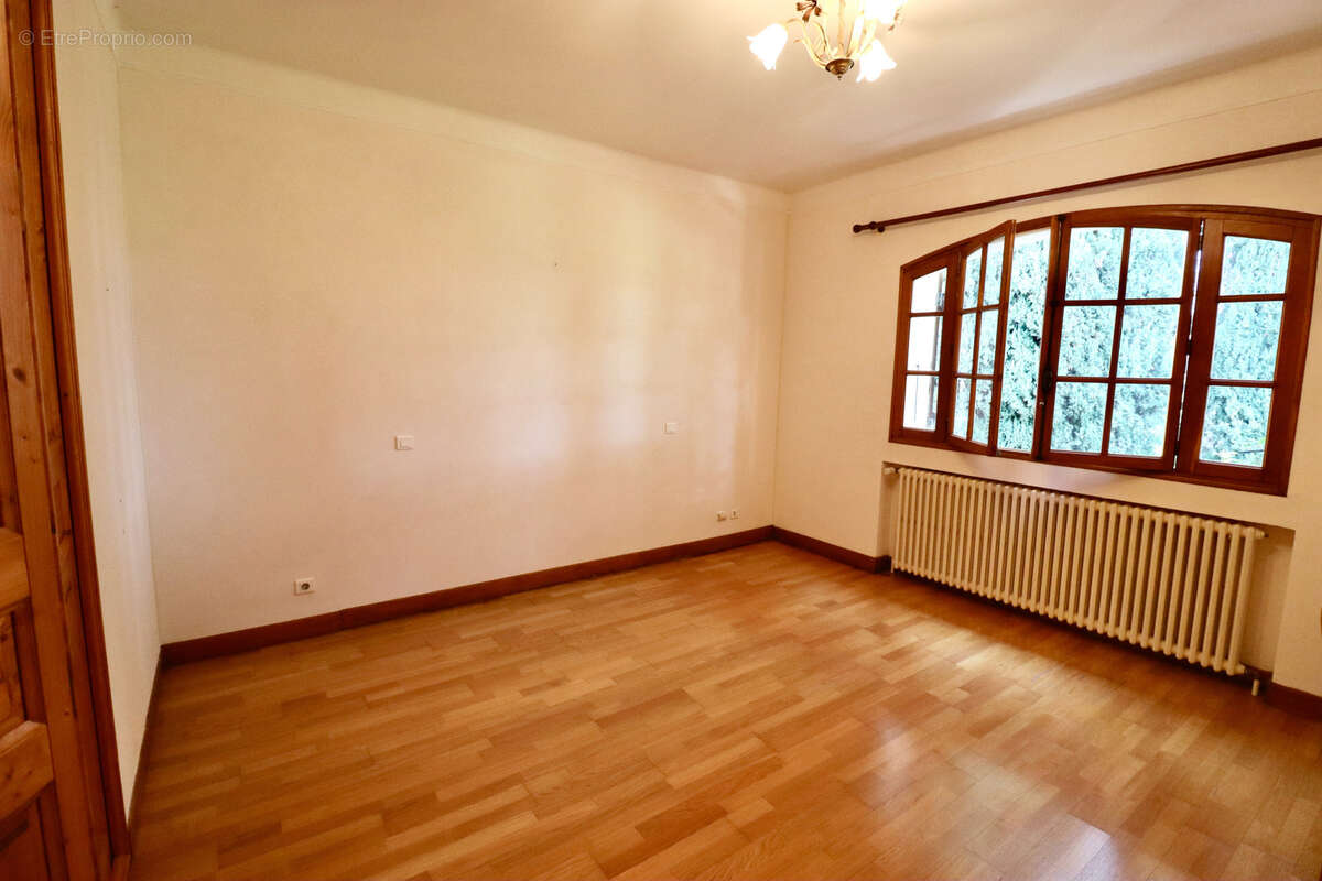 Maison à SAINT-MAURICE-SUR-EYGUES