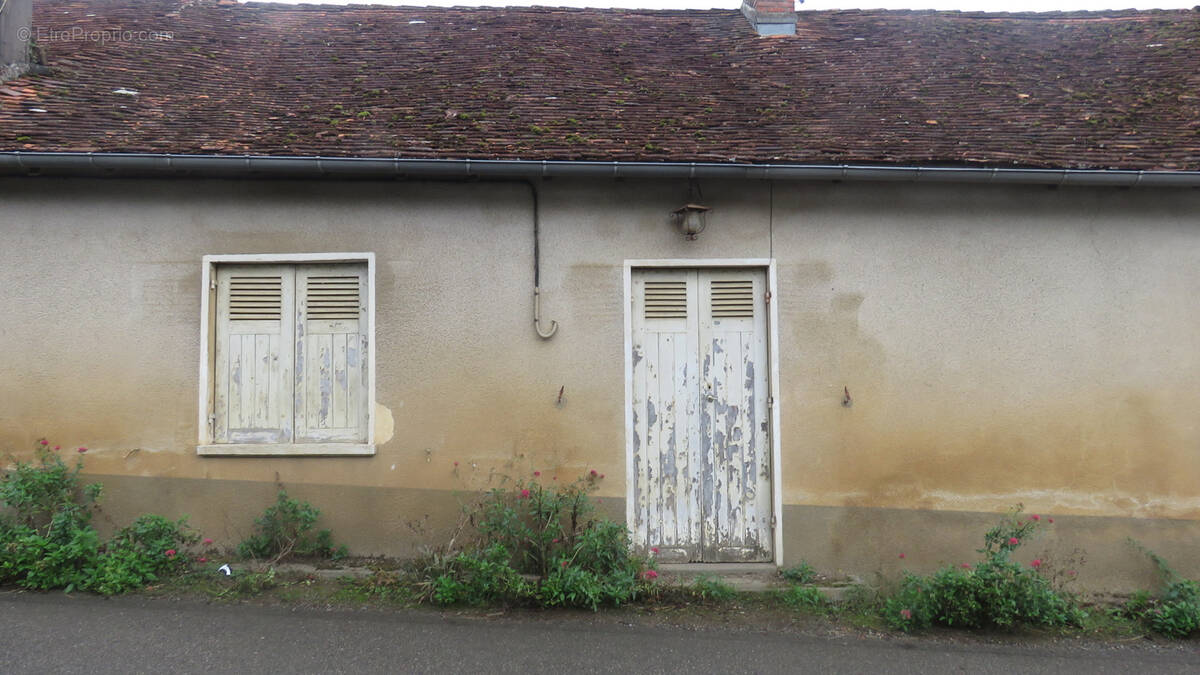 Maison à CORGNAC-SUR-L&#039;ISLE