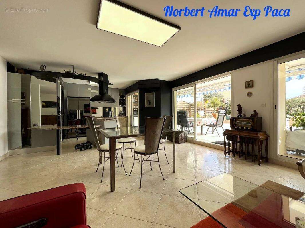 Appartement à FREJUS