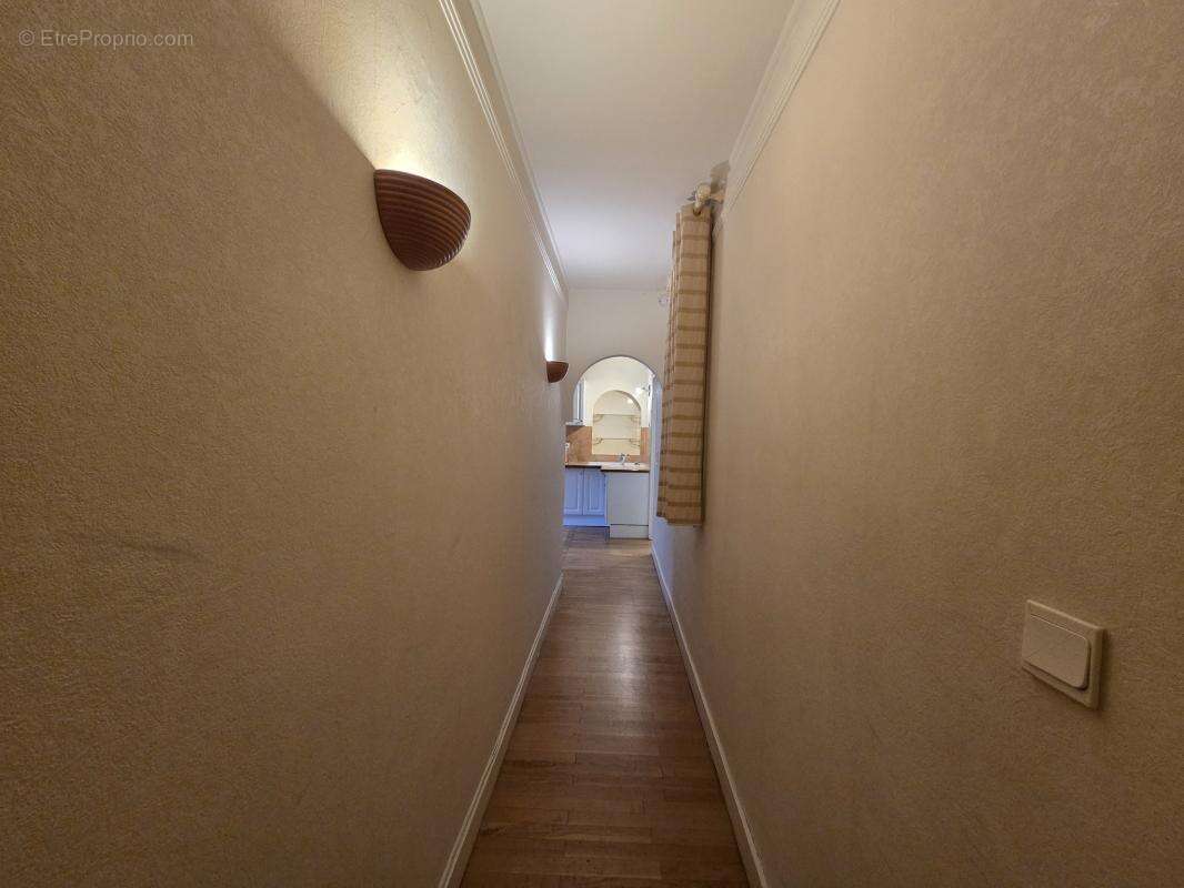 Appartement à PARIS-11E