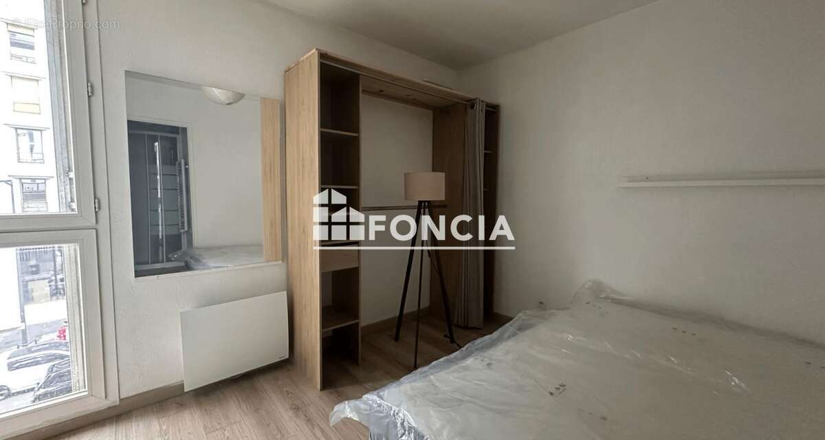 Appartement à MARSEILLE-2E