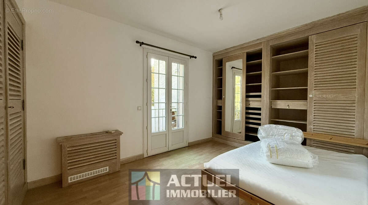 Grande maison sur Alco. - photo 6