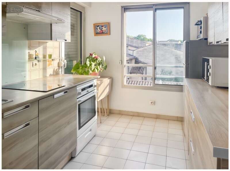 Appartement à LUNEL