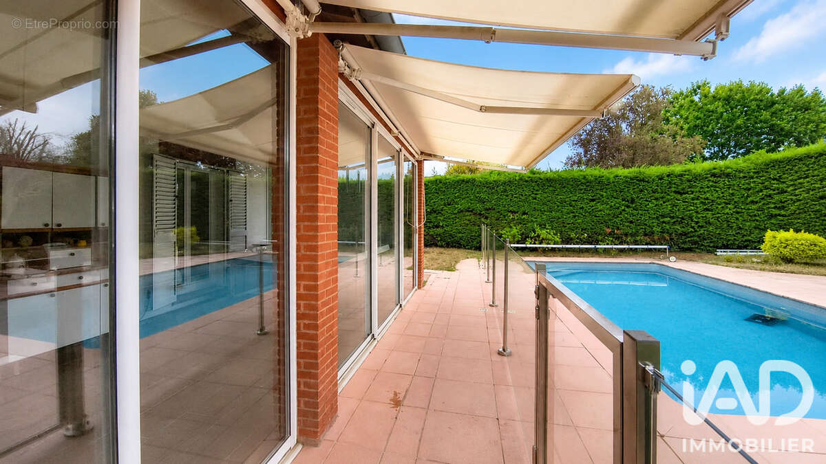Maison 164 m² à Sainte-Foy-D'aigrefeuille  - photo 3