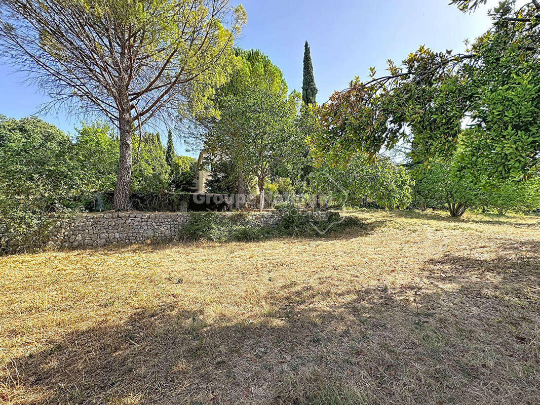 Propriété de caractère Bastide, dépendances, énorme potentiel ! - photo 2