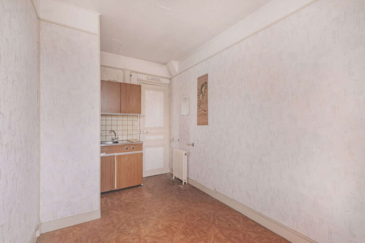 Appartement à PARIS-12E