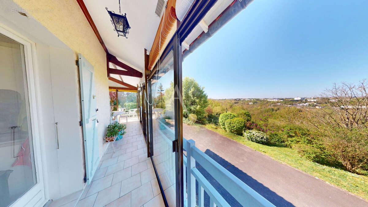 Maison à BUXEROLLES