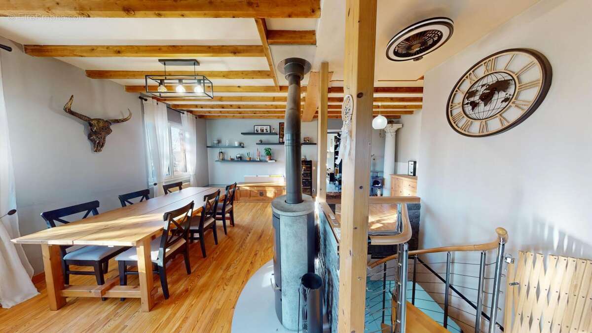 Maison à MONTFERRAND-LE-CHATEAU