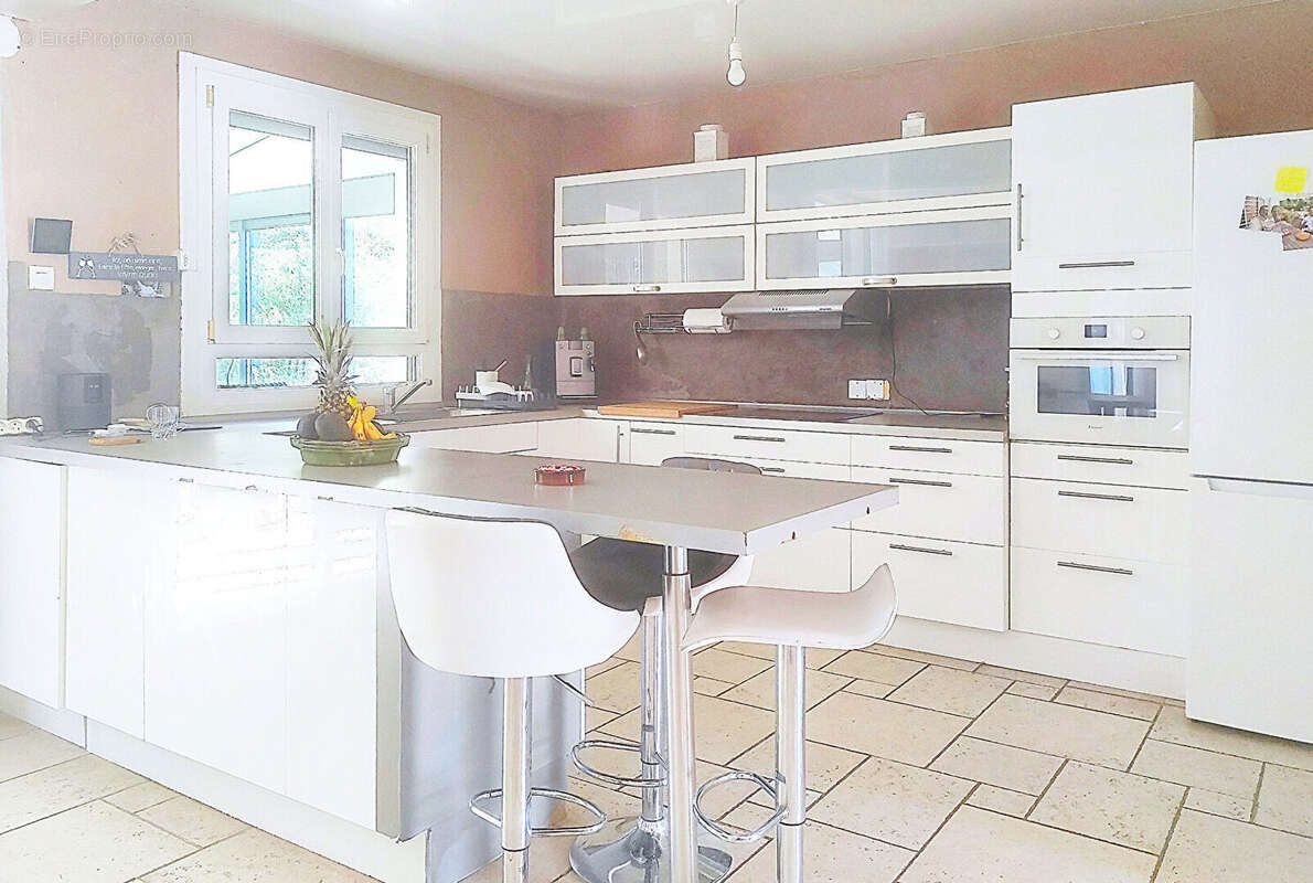 Maison à POURRIERES