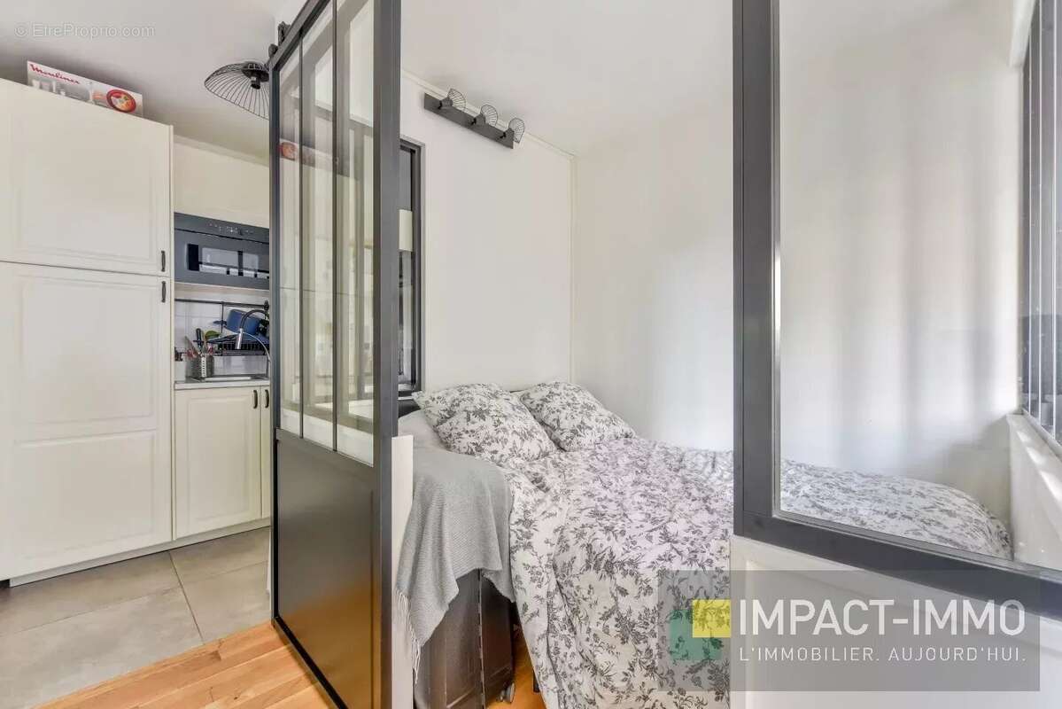 Appartement à COURBEVOIE