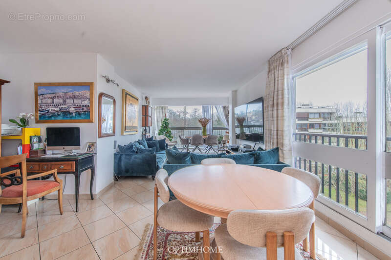 Appartement à LE CHESNAY