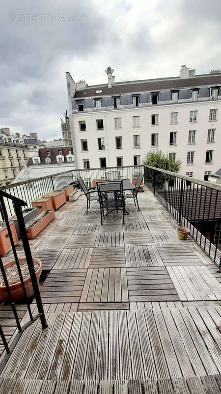 Appartement à PARIS-6E