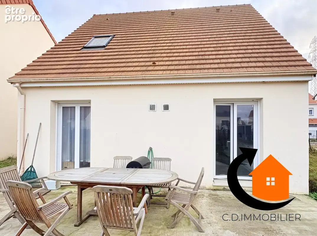 Maison à COURVILLE-SUR-EURE