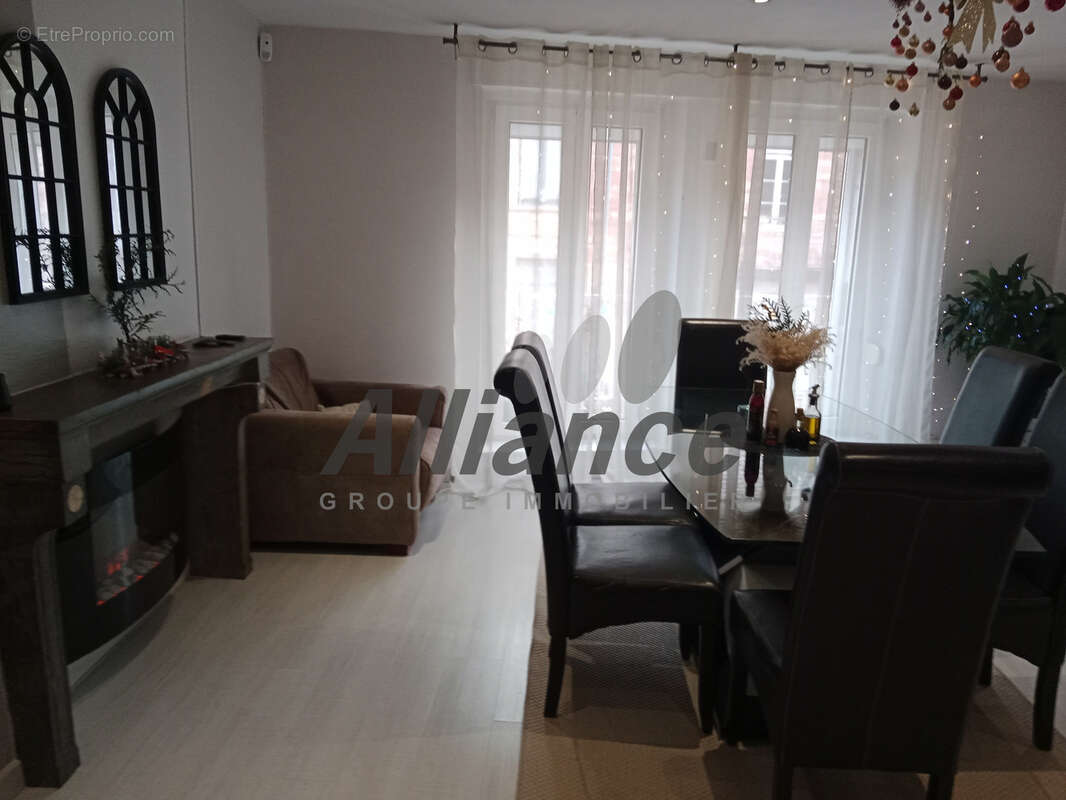 Appartement à LUXEUIL-LES-BAINS