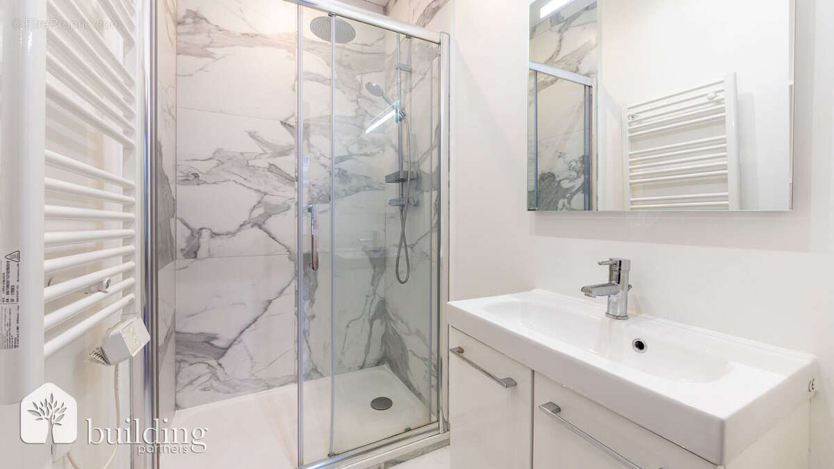 Porte Maillot Paris 17ème - Appartement 5 pièces 110,19 m² avec 2 balcons - photo 13