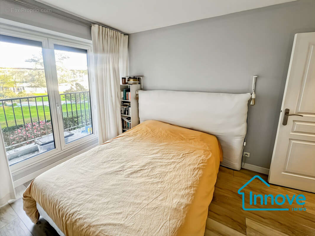 Chambre parentale - Appartement à ROCQUENCOURT