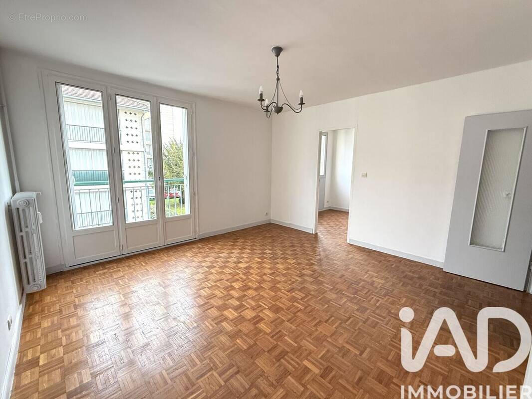 Photo 1 - Appartement à COMPIEGNE