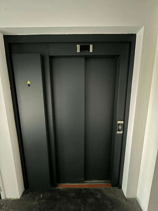 Autre à LE MESNIL-AMELOT