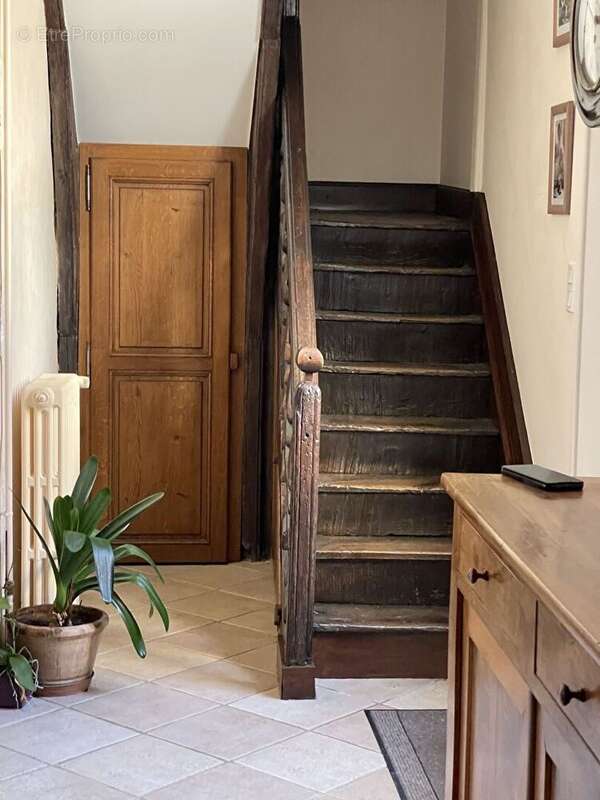 Vend Maison de caractère avec local commercial à LIGNIERES - photo 12