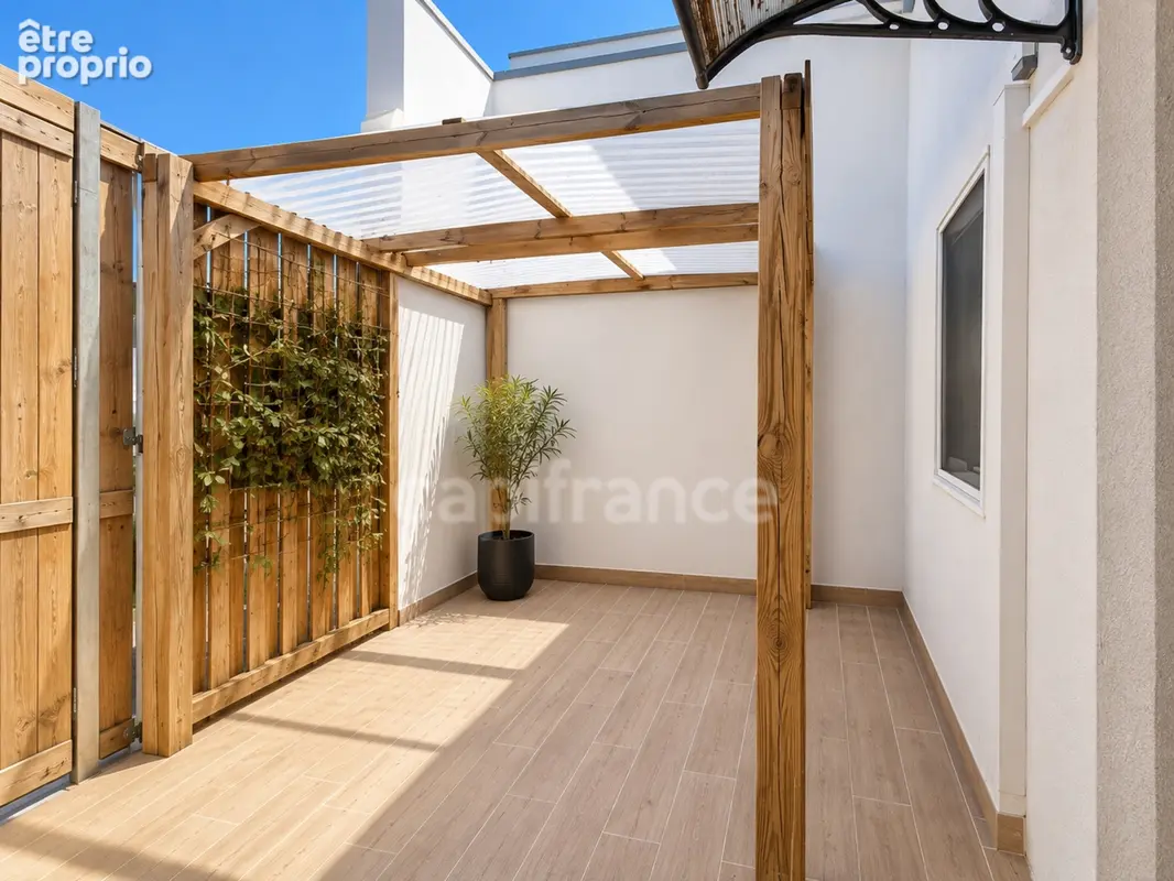 Maison à vendre 5 pièces MONTARNAUD (34), 4 chambres, jardin, terrasse et stationnement - photo 4