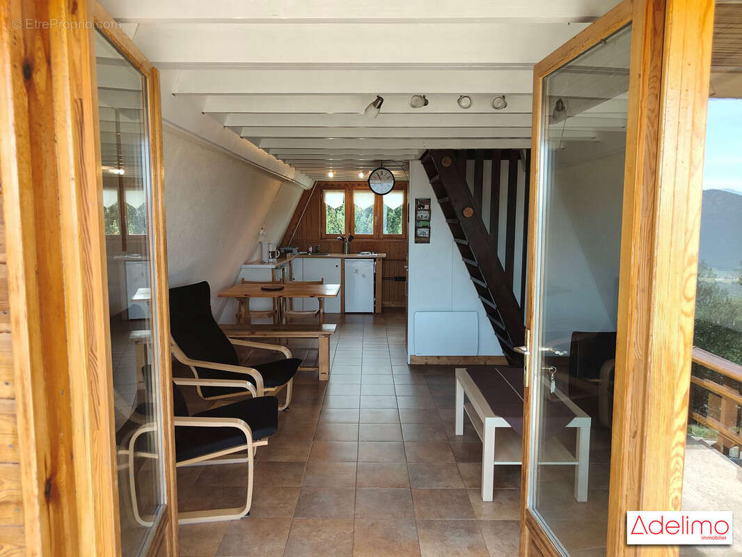 Maison à LES ANGLES