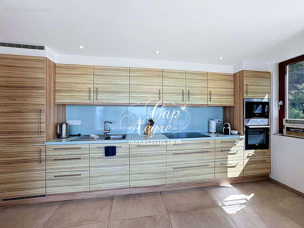 Propriété contemporaine avec magnifique vue mer au Rayol - photo 14