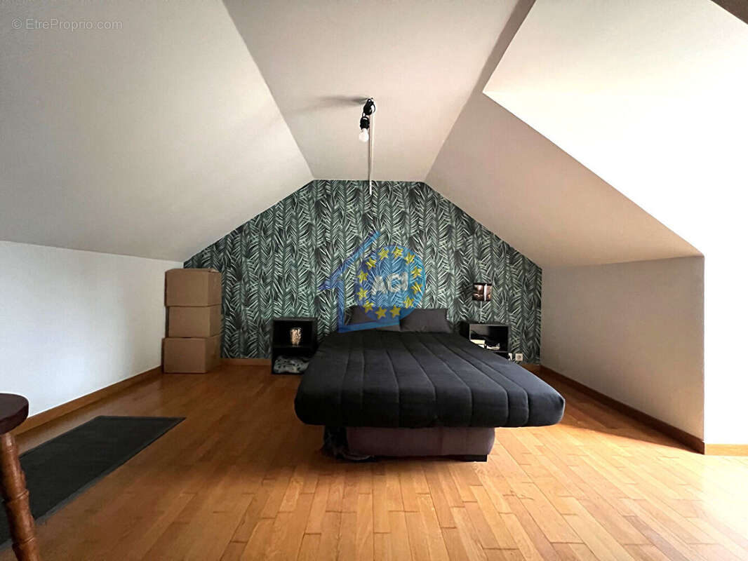 Maison à MANTES-LA-VILLE