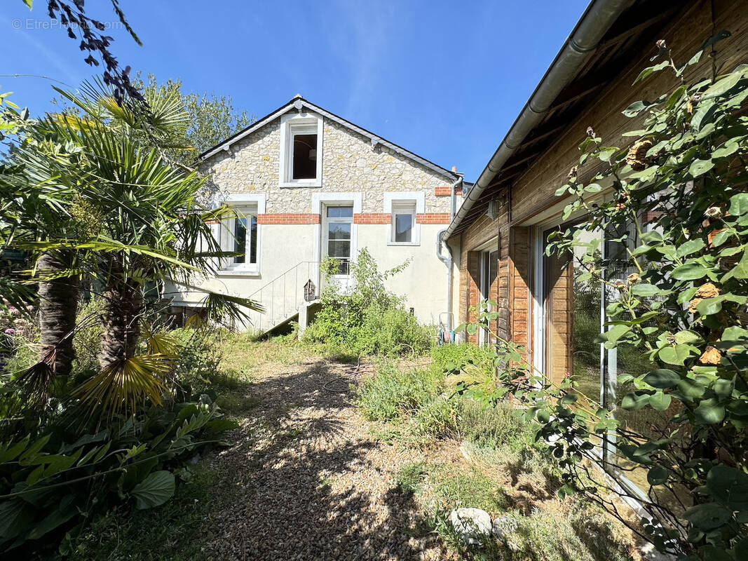 Maison à ROCHECORBON
