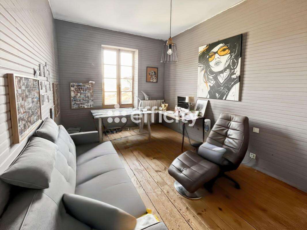 Maison à CHASSORS
