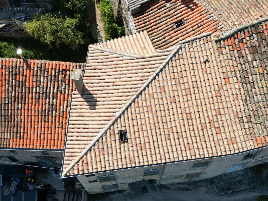 Maison à SAINT-ANDRE-DE-MAJENCOULES