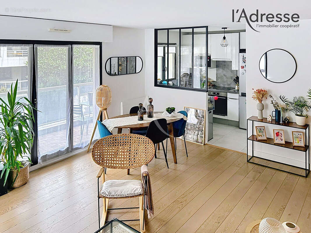 Appartement à SURESNES