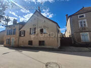 Maison à NOYERS