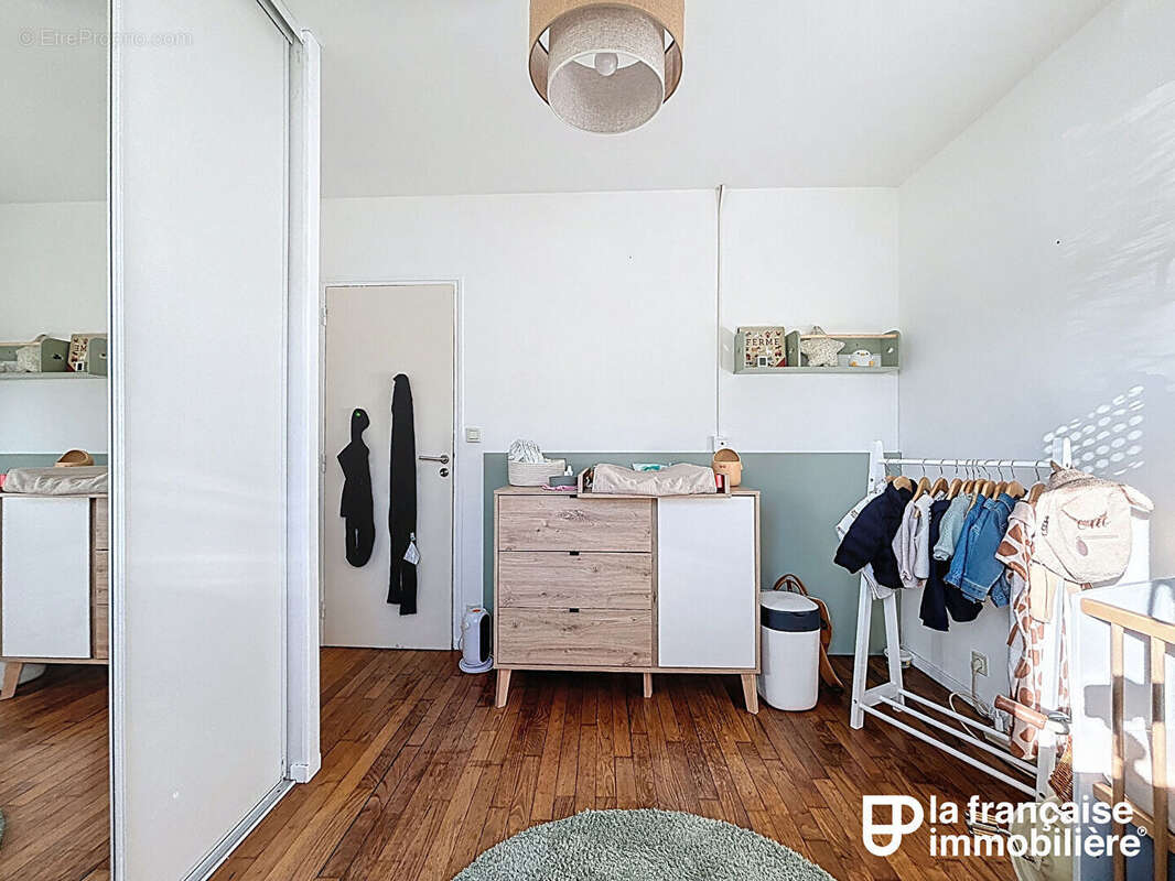 Maison à VEZIN-LE-COQUET